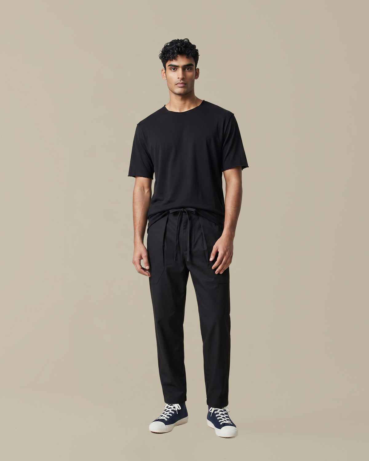 SHORT FRAME T-SHIRT