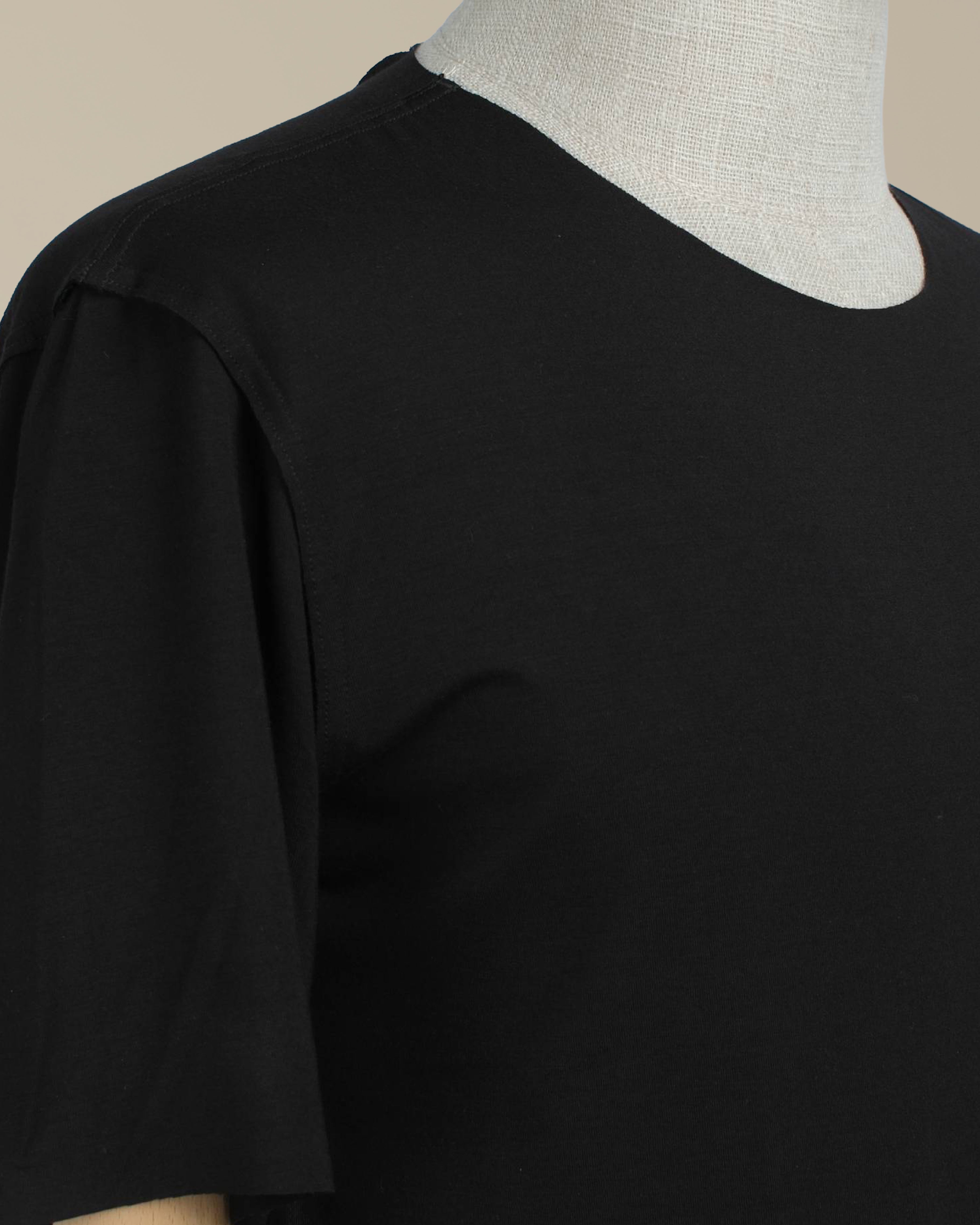 SHORT FRAME T-SHIRT
