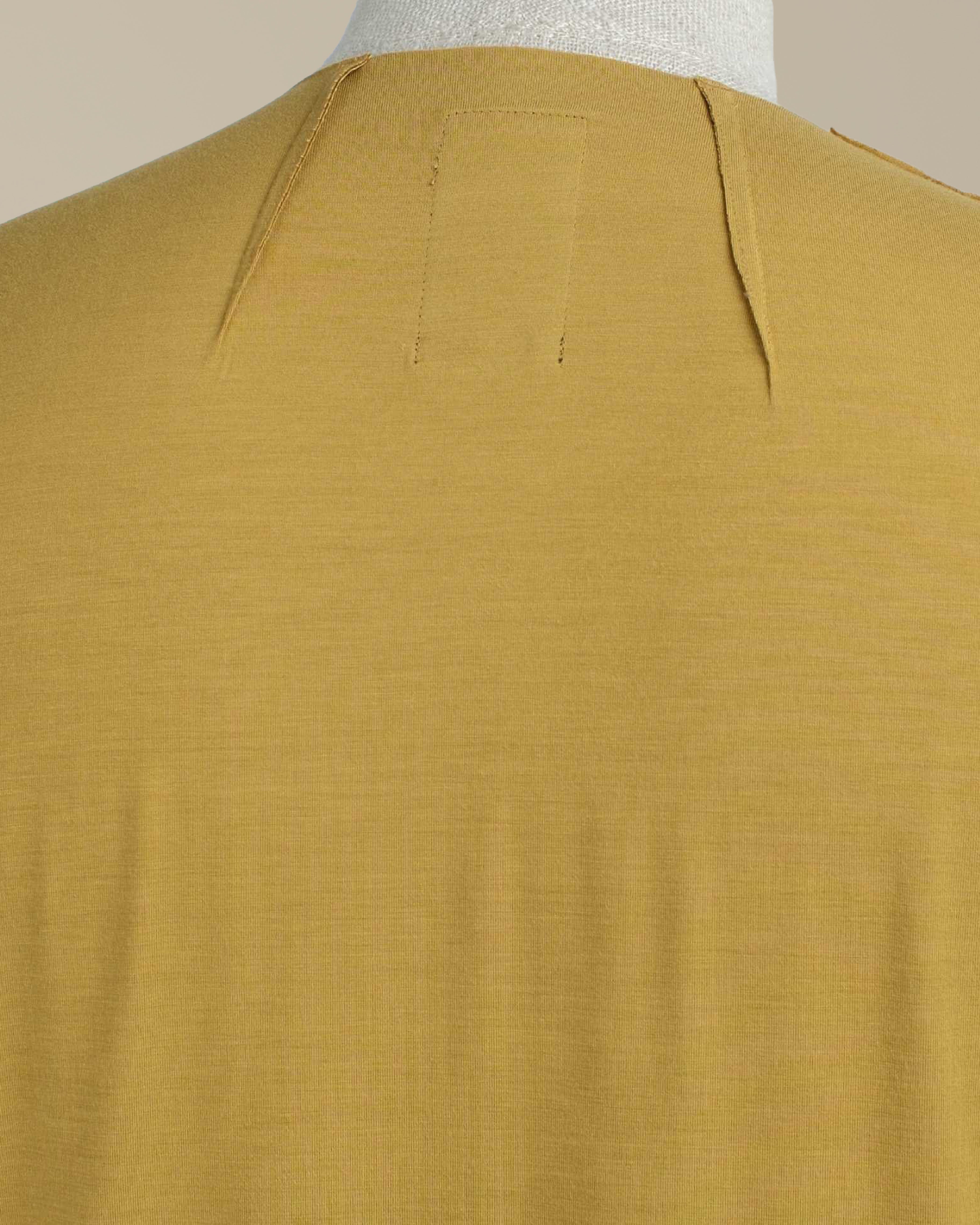 SHORT FRAME T-SHIRT