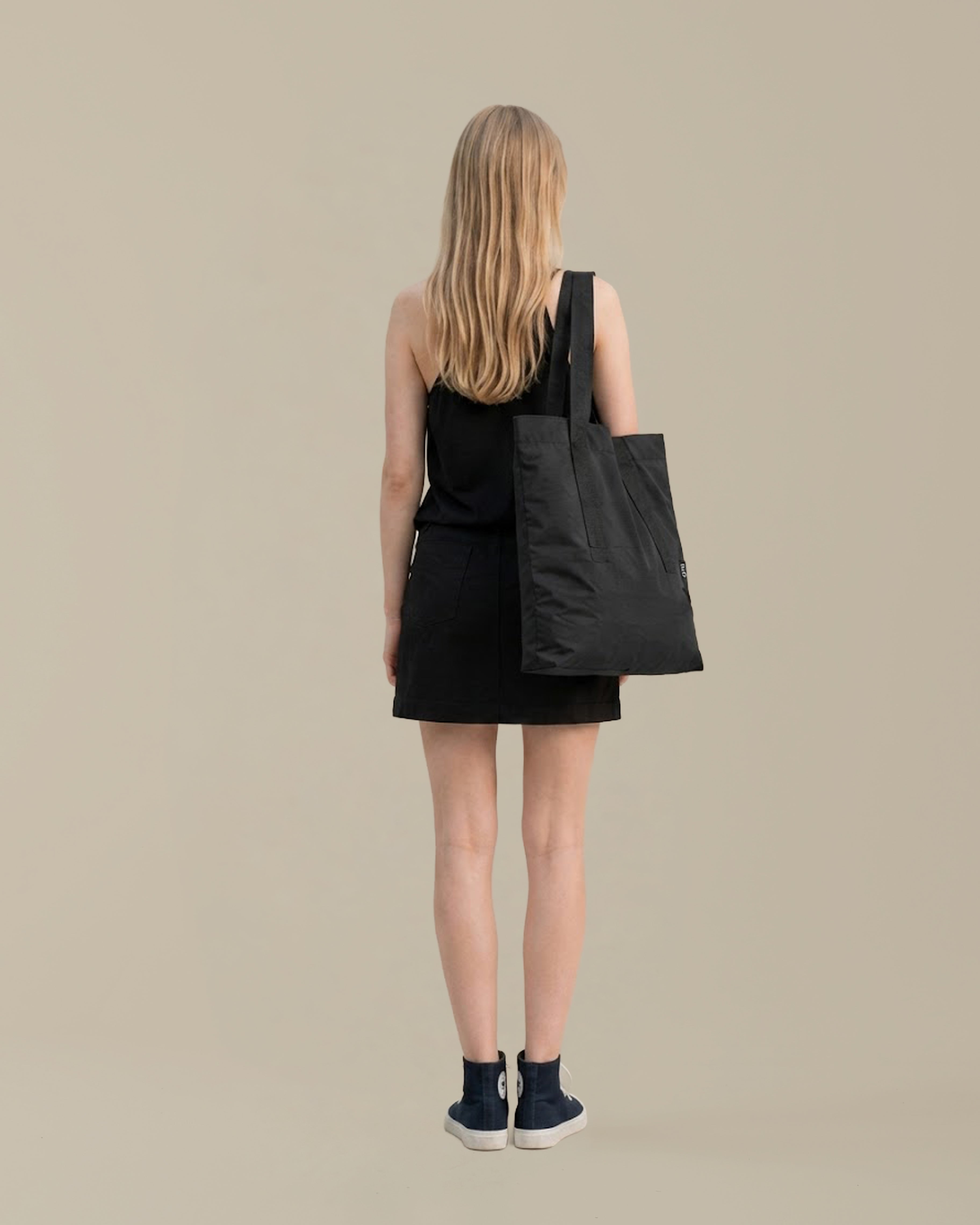DAY/WEEK TOTE BAG